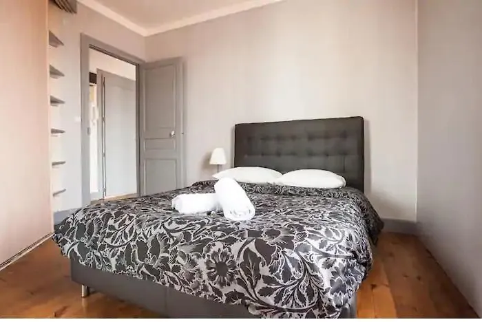 Appartement Charmant Dans Le Centre De Biarritz Dan 3Eme Etage