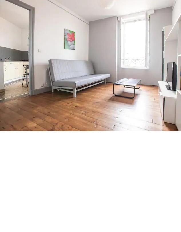 Dans Le Centre De Dan 3eme Etage Appartement